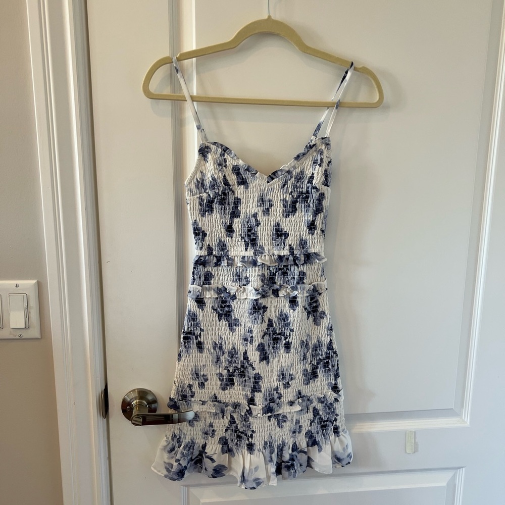 Abercrombie dress, worn once. Size XS.